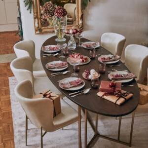 | طاولة طعام دائرية تصميم ايطالى مميز