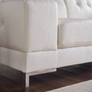 | كنبة ثلاثية جلد بتصميم بيتريب