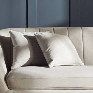 | كنبة مريحة ثلاثية بتصميم أيفي