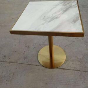 | طاولة قهوة بتصميم اسباني