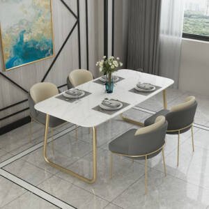 | طاولة طعام مع كراسي فخمة