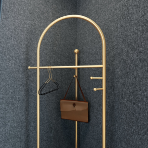 | علاقة ملابس مودرن