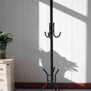 | علاقة ملابس عصريه بعدة ألوان