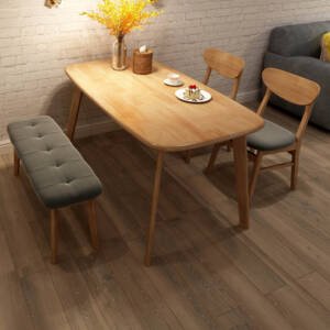 | طاولة و 2 كرسي ومقعد طويل