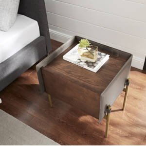 | طاولة جانبية مودرن بتصميم مبتكر