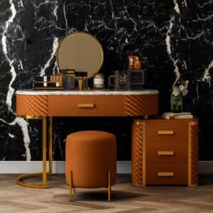 | طاولة تسريحة وحدة ادراج و مقعد