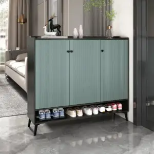 | خزانة احذية كبيرة ذات سعة كبيرة