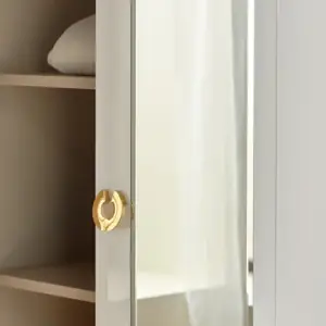 خزانة ملابس ستة أبواب بتصميم حديث 8 | خزانة ملابس ستة أبواب بتصميم حديث