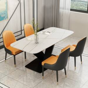 | طاولة طعام من الرخام بقاعدة فاخرة