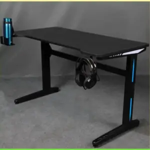 طاولة كمبيوتر مصممة للقيمنق بعناية 6 | طاولة كمبيوتر مصممة للقيمنق بعناية
