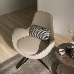 | كرسي جلد متحرك فاخر