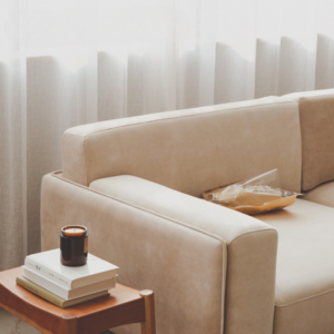 | اريكة فاخرة ذات مظهر جذاب