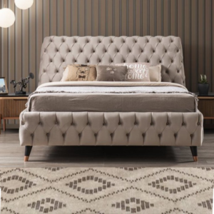 | سرير من خشب طبيعي