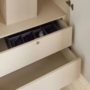 | خزانة ملابس بـ6 أبواب وأدراج - كورتني