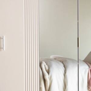 | خزانة ملابس بـ6 أبواب وأدراج - كورتني