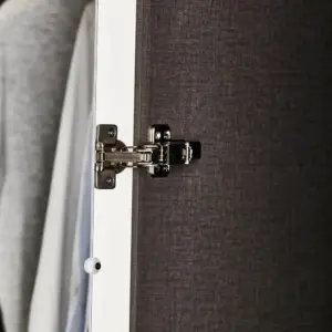 | خزانة ملابس بعده أبواب وأدراج - سولاس