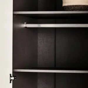 | خزانة ملابس بعده أبواب وأدراج - سولاس