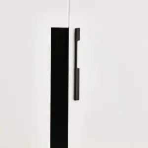 | خزانة ملابس بعده أبواب وأدراج - سولاس