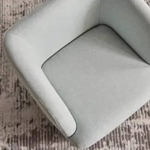 | كرسي قماش بمساند ذراعين - نورمان