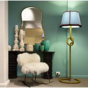 كرسي بشكل فرو المصمم جوكر ويند 2 كرسي بشكل فرو المصمم جوكر ويند