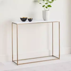 كنسول من المعدن والرخام