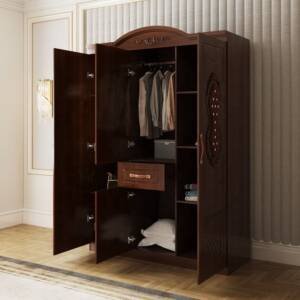 | خزانة ملابس من تصميم كلاسيكي
