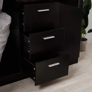 | خزانة ملابس بتصميم فخم