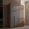خزانة ملابس بتصميم خشبي مميز