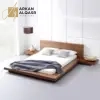 سرير خشب بتصميم بسيط