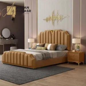 سرير نوم بتصميم ايطالي مميز مع 2 كمودينة