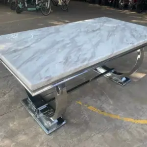 طاولة طعام رخام – تصميم عصري فاخر بسطح مقاوم للخدوش – تتسع لـ6 أشخاص – قاعدة معدنية ذهبية 3 طاولة-طعام-1