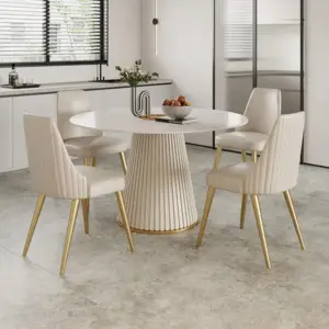 طاولة طعام مع 4 كراسي بتصميم فخم 2024