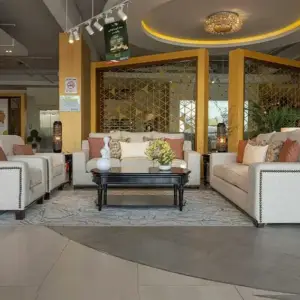 طقم كنب عصري مريح بتصميم مستوحى من المدن العالمية – تنجيد ناعم وهيكل متين – مثالي لغرف المعيشة الحديثة