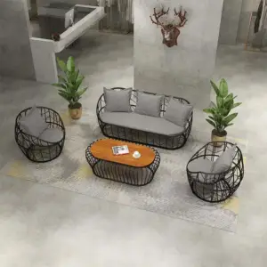 طقم كنب من الفولاذ القوي