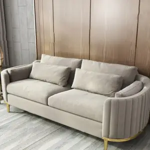 طقم جلوس مكون من 2 كنبه و 1 فوتيه