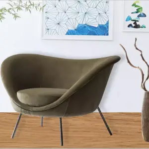 كرسي بشكل حديث ومميز