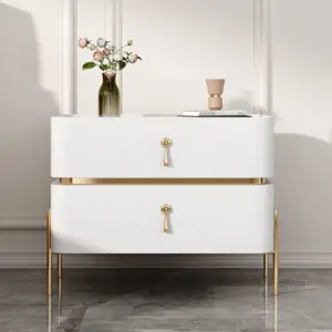 | طاولة جانبية للسرير بتصميم فاخر