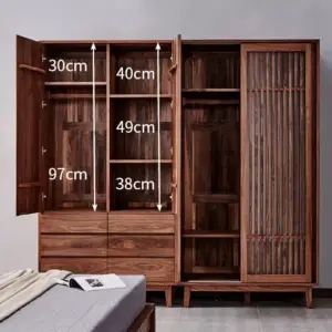 | خزانة ملابس كلاسيكي علي الطراز القديم
