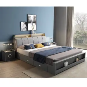 سرير مع 2 طاولة جانبية بتصميم مودرن