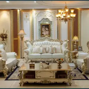 طقم كنب من تصميم ملكي