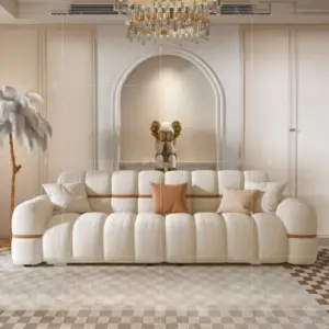 | كنب مودرن بلمسة ذهبية فاخرة