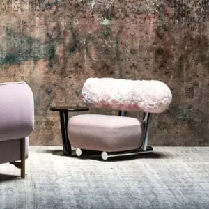 كرسي مفرد حديث من تصميم فليتشر