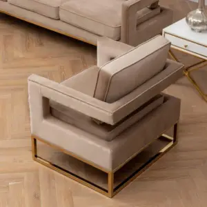 | كرسي مفرد بذراعين أنيق