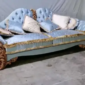 كنب ثلاثي فاخر على الطراز الملكي – تصميم فاخر وتفاصيل منحوتة – تنجيد ناعم وهيكل خشبي متين 7 | كنب ثلاثي فاخر على الطراز الملكي – تصميم فاخر وتفاصيل منحوتة – تنجيد ناعم وهيكل خشبي متين