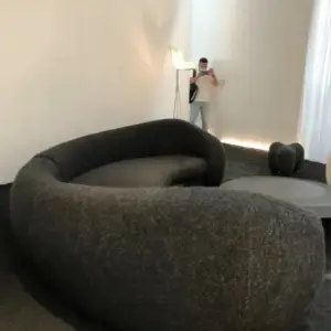 | كنب مودرن منحني فاخر