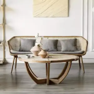 طقم كنب من تصميم بسيط