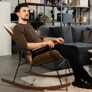 | كرسي استرخاء هزاز خشبي بتصميم فخم