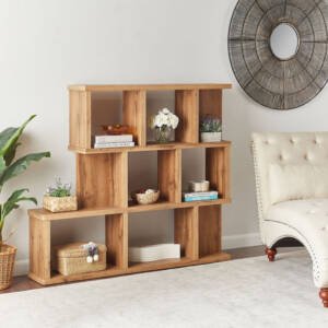 | خزانة عرض مميزة بتصميم مفرغ مودرن