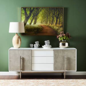 بوفية بتصميم أنيق وخامات عالية الجودة