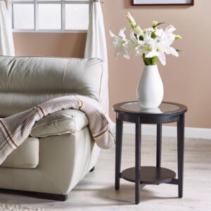 طاولة جانبية بسطح زجاج من لوك